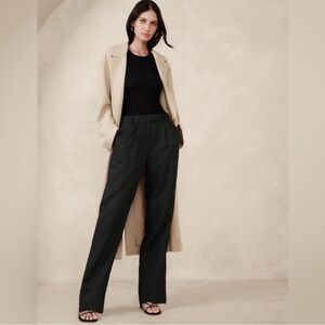 Banana Republic Black Straight Leg Dress Pants perfect for Work Office - Large